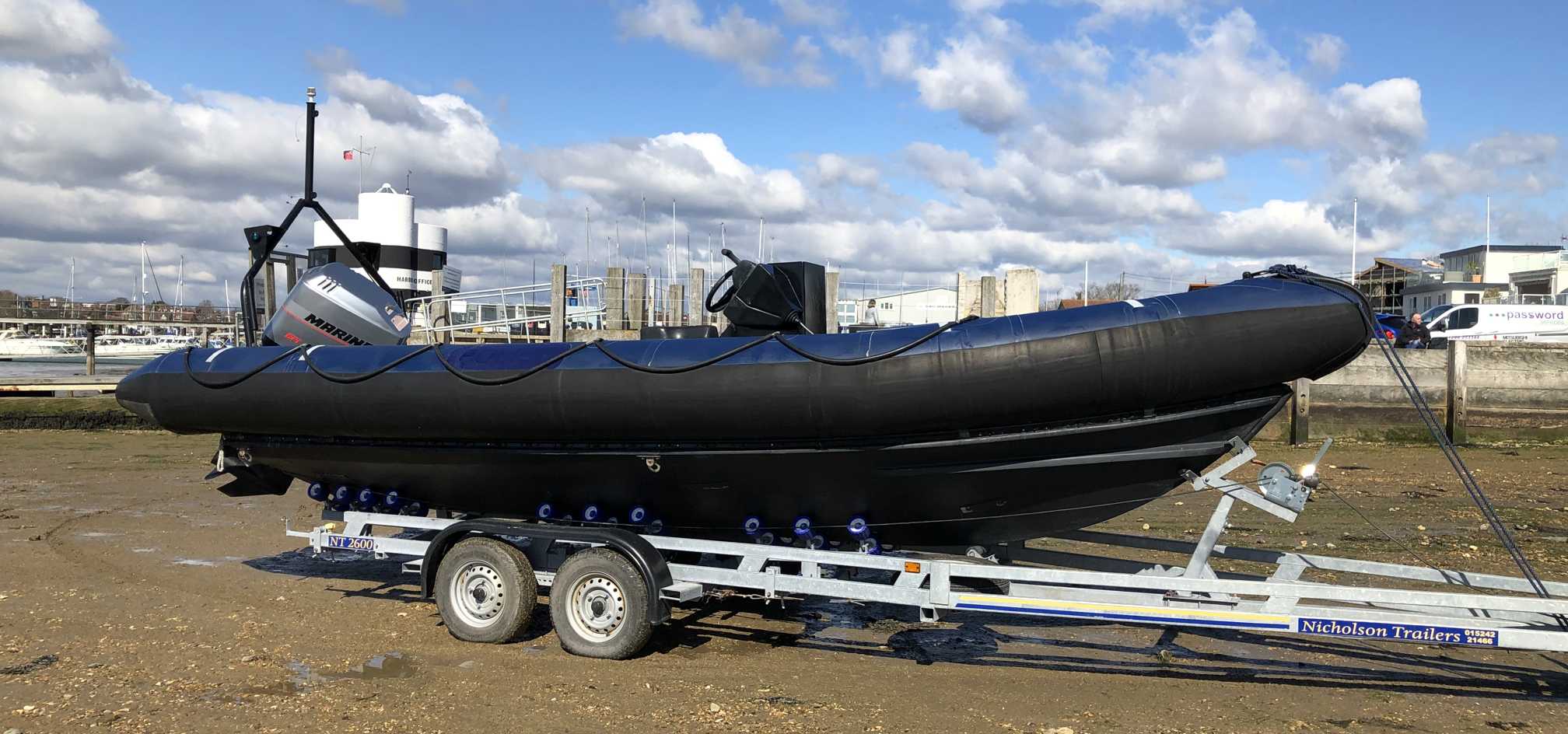 Arctic 22 RIB
